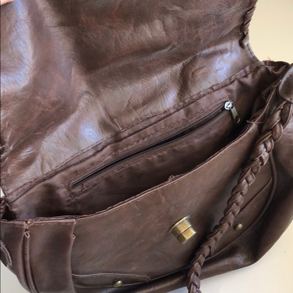 Bohemian crossbody bag, braided strap, gold accent - Picture 4 of 4